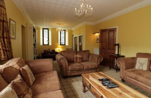 Ulverston House | Groffa Crag Farmhouse