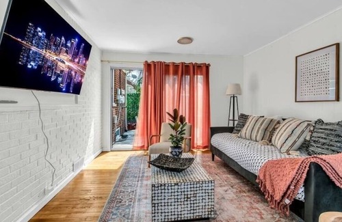 Detroit House | Grosse Pointe/Detroit Relaxing Family Home