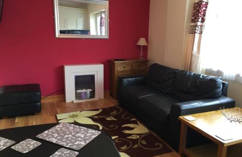 Brean Apartment | Ground floor 2 bed apartment in central location with private access to 7 miles of sandy beach (sleeps 4)