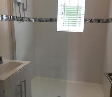 Brean Apartment | Ground floor 2 bed apartment in central location with private access to 7 miles of sandy beach (sleeps 4)