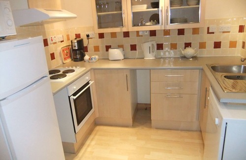 Ardersier Apartment | Ground-floor 3 bedroom apartment right on the beach