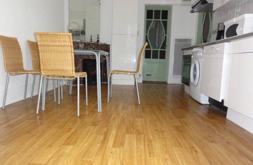 Cote Pavee Apartment | Ground floor charming "arts déco" house 2 bedrooms, living room, kitchen, large garden
