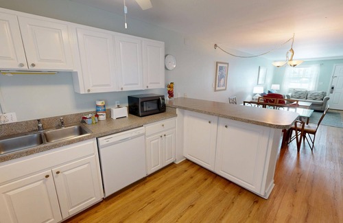 Fort Walton Beach Condo | Ground Floor Pool Front Condo Sleeps 8 with easy beach access by RedAwning