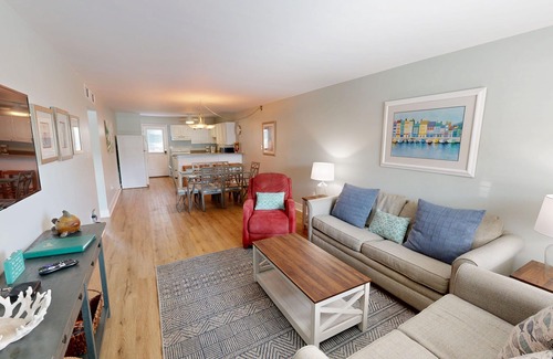 Fort Walton Beach Condo | Ground Floor Pool Front Condo Sleeps 8 with easy beach access by RedAwning