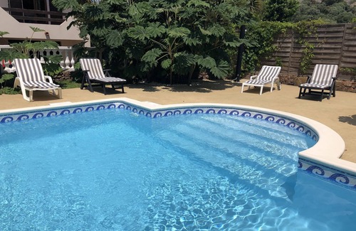 Afa House | GROUND FLOOR T3 for 4 persons with swimming pool 13,5x6 air-conditioned. 2 BEDROOMS