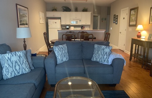Sea Trail Condo | Ground Level Sea Trail Champions Golf Villa - 1 mile to Beach, inclusive rates