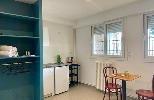Le Vieux Saint-Maur Apartment | Groundfloor suite inn aparthotel