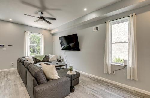 Northwest Philadelphia House | Group Getaway with Games and Patio in Philadelphia!