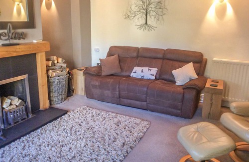 Catton Cottage | GROVE COTTAGE, pet friendly, character holiday cottage in Allendale