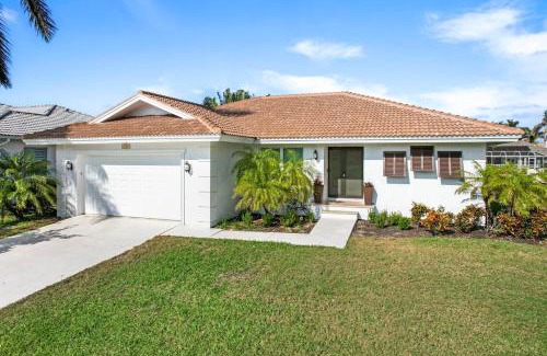 Marco Island House | Grove Marco 3BR Waterfront Home Heated Pool & Dock