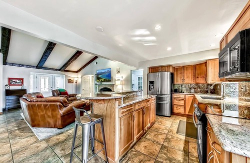 Lower Kingsbury House | GS117.Stateline Ski Cabin: 3 BR, 2 BA House in Stateline, Sleeps 6