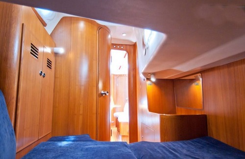 Pointe-a-Pitre Boat Rental | Guadeloupe Sailing