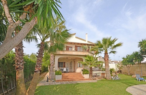 Inca Ski Chalet | GUAL, house with private garden and swimming pool in Inca