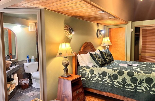 Kihei Bed & Breakfast | Guava Suite