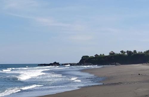 Suraberata House | Gubug Balian Beach Bungalow