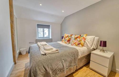 Leominster House | Guest Homes - Bridge Street Dwelling
