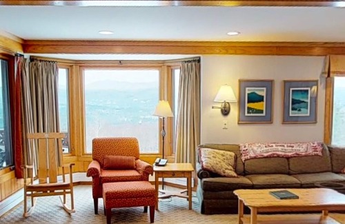 Moscow Ski Chalet | Guest House 2 Bdrm at Trapp Resort Mar 1-8, 2025