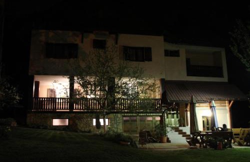 Kremna House | Guest House 3M