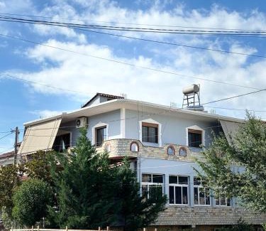 Berat House | Guest House Adi Hoxha