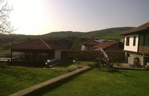 Hlevene House | Guest House "Bela" - A Traditional Bulgarian Style Property In Balkan Mountains
