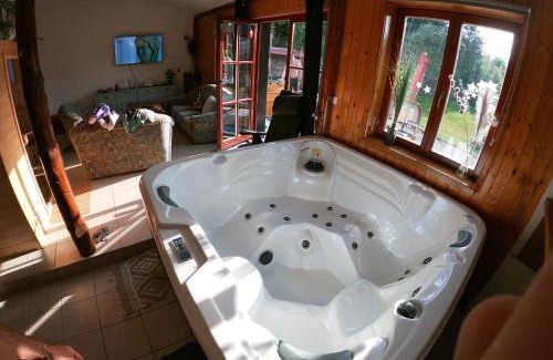Brestova Draga Ski Chalet | Guest house Dea