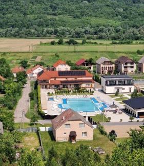 Transcarpathia House | Guest House in Drachino