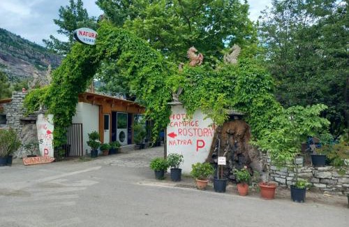 Shkoder County House | Guest House Natura Komani Lake