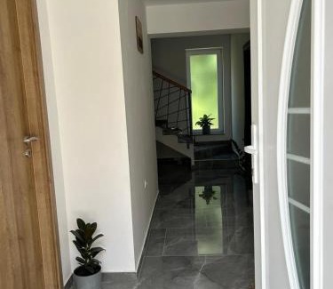 Ogulin House | Guest House Neno
