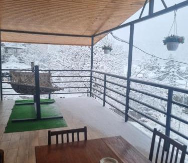 Akhali Ubani House | Guest House Sando