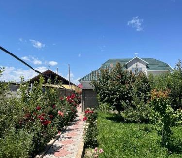 Bokonbayevo House | Guest House Semetei