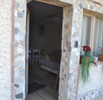 Pellaro House | Guest Room Nesea