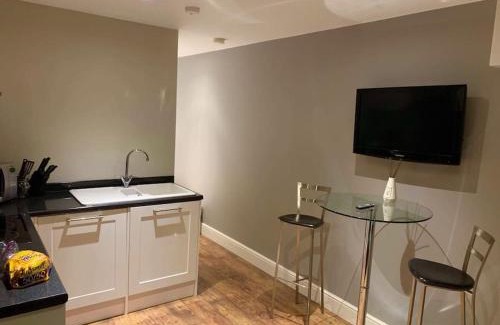 Highlands Apartment | Guest Suite Enfield