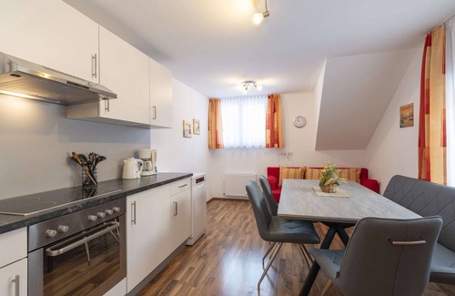 Bartholomaeberg Apartment | Guestehaus Sahin apartment 4