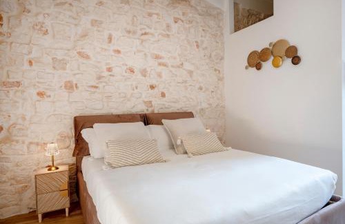 Conversano Apartment | GuestHost - La Dimora di Aline - IRIS & AMBRA apartments