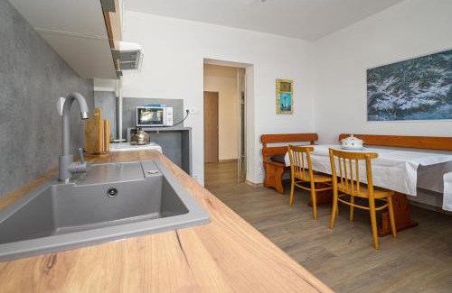 Zdiar House | Guesthouse Cyprian