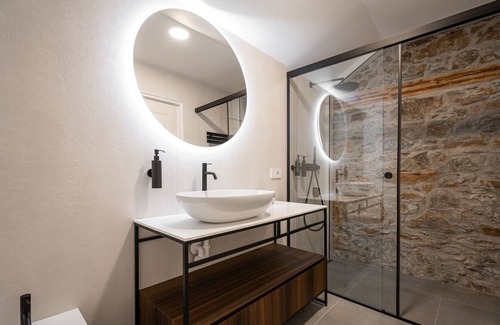 Merano Historic Center Bed & Breakfast | Guesthouse diWINE