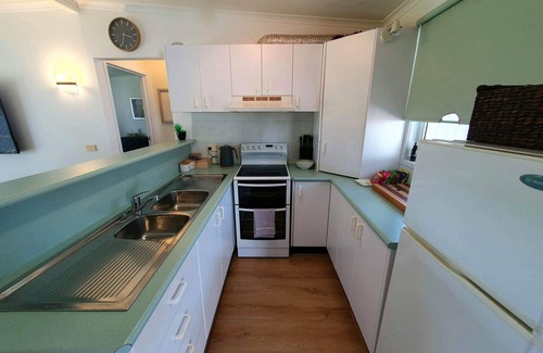 Nowa Nowa Bed & Breakfast | Guesthouse on the Gorge,nTwo Bedrooms sleeps up to sixnSuper close to Rail Trail