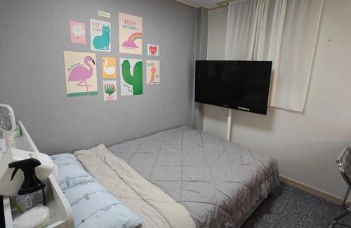 Gwanak-gu House | Guesthouse private room near metro