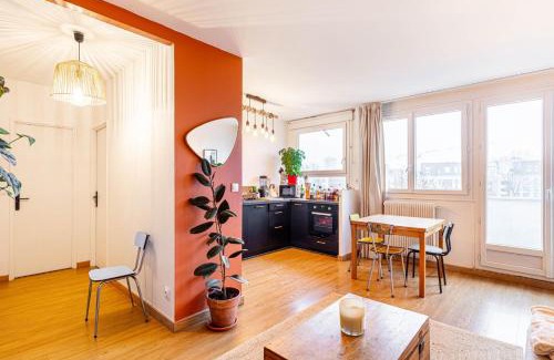 Le Pre-Saint-Gervais Apartment | GuestReady - Élégance Lumineuse Près de Paris