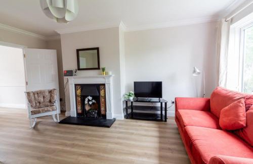 Leopardstown House | GuestReady - A charming place near Golf Centre