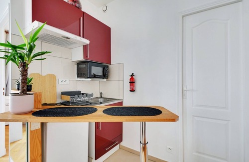 Quartier de Rochechouart Apartment | GuestReady - Neat stay near the Wall of I Love You