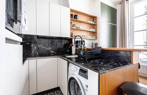 Les Iles Apartment | GuestReady - Parisian charm near Notre-Dame