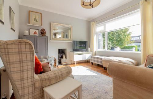 Dublin House | GuestReady - Tranquil Retreat in Kimmage