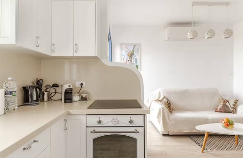 Nahariya Hotel | Gugel Waves Apartments HaAliya 75