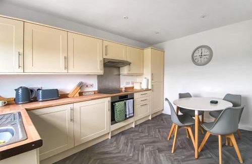 Alford House | Guise Cottage Uk46303