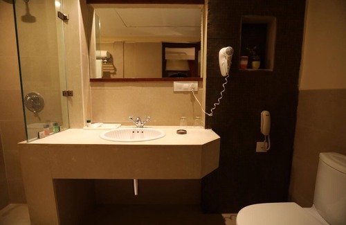 Varanasi Hotel | Guleria Kothi