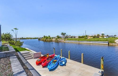 Burnt Store House | Gulf Access, Heated Saltwater Pool, Kayaks - Villa Sunset Lagoon