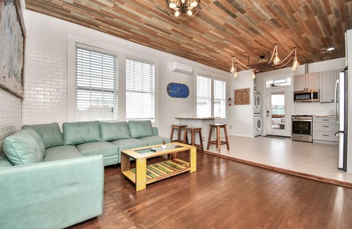 Galveston Apartment | Gulf Siesta