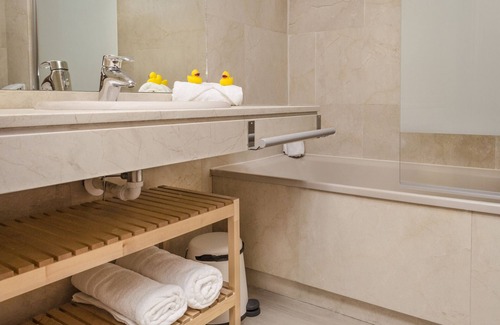 Penya-roja Apartment | Gulliver Kids