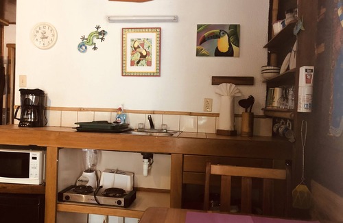 Caye Caulker Cabin | Gumbo Limbo - Go Slow Cabana, Steps from the Ocean, Free Bikes, Free WiFi